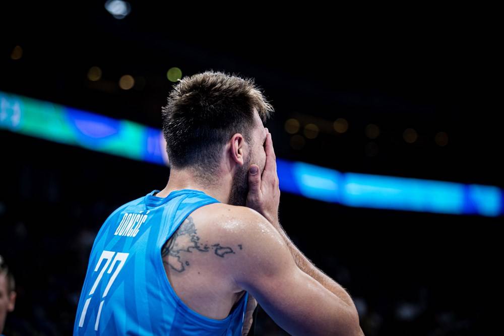 斯洛文尼亚队客场不敌,冲成失利 斯洛文尼亚队客场不敌,冲成失利