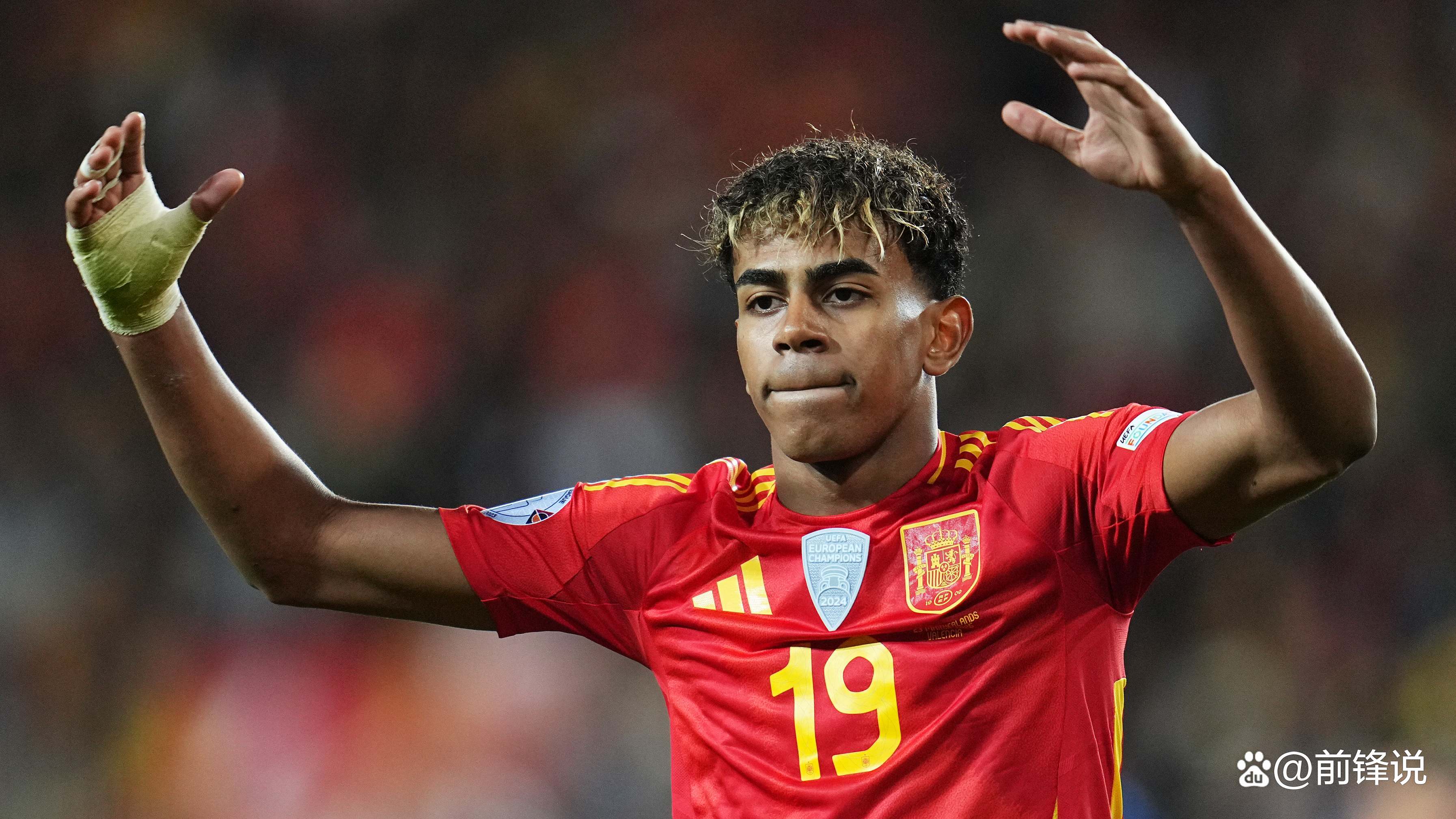 莱万多夫斯基赛事官方发布绝杀新规,RNG争议不断! 莱万多夫斯基赛事官方发布绝杀新规,RNG争议不断!